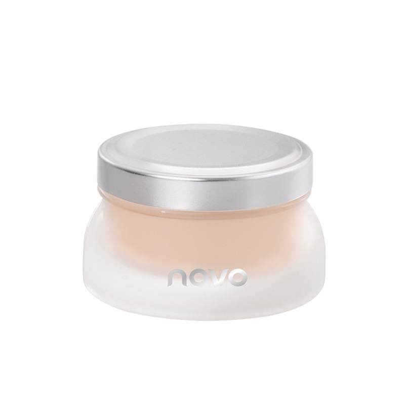 NOVO Cream Essence Foundation Cream is not prone to powder clogging, adheres well and is clear. The foundation liquid provides long-lasting coverage without smudging Item Picture