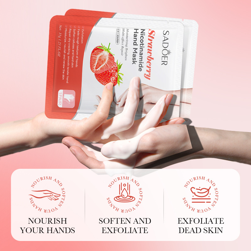 Cross-border wholesale of SADOER strawberry Nicotinamide Soft and Radiant Hand Mask Moisturizing and hydrating skin care gloves details Picture