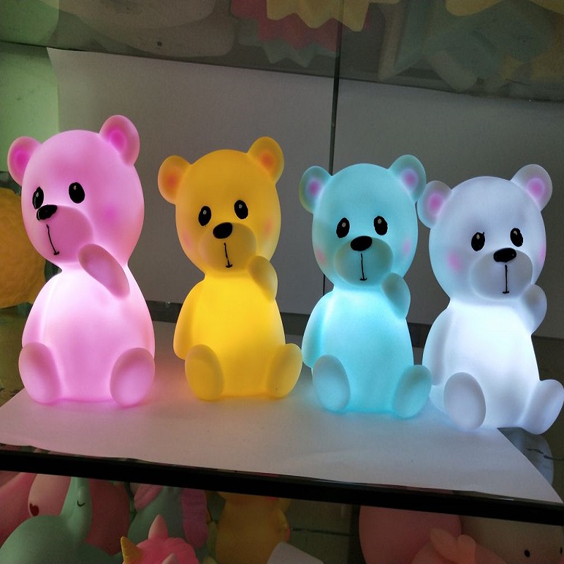 LED小夜灯纽扣电池小熊造型