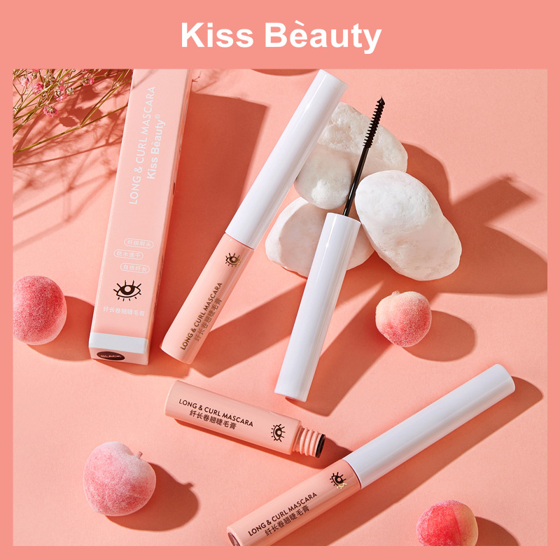 kiss beauty Fine Head Mascara is waterproof, sweat-proof and does not smudge. The small brush head mascara is long-lasting, slender and curly full figure