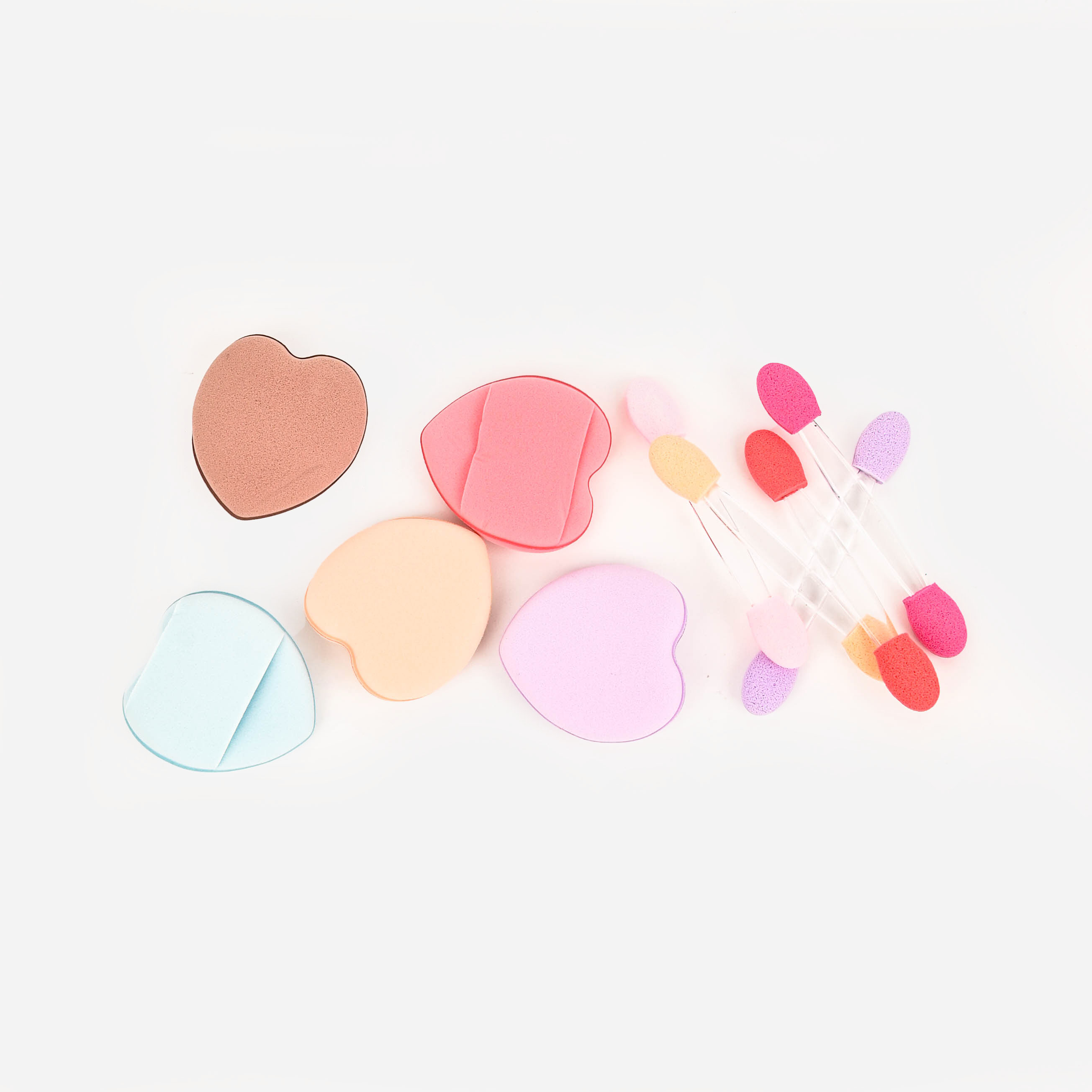 The air cushion powder puff is light and smooth for makeup application. It is a dry and wet dual-purpose powder puff and an air cushion makeup setting tool Specification image