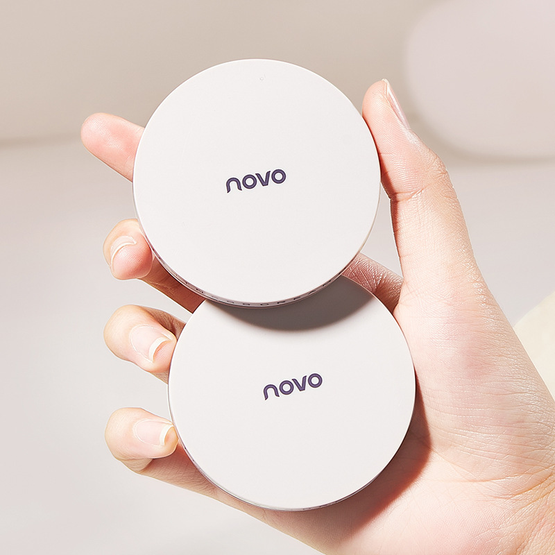 NOVO Cheese Soft Light Flawless Foundation provides long-lasting concealer without smudging, hydrating without powder sticking, and is waterproof. Wholesale Application Scenario