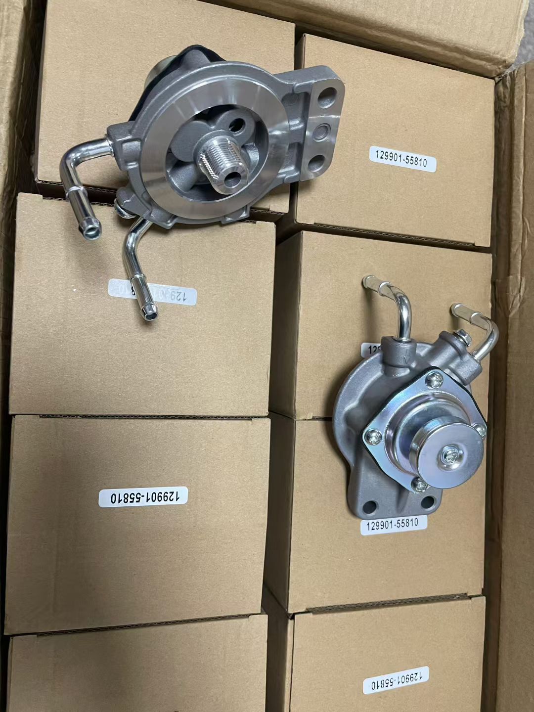 叉车配件适用于KOMATSU YANMAR小松洋马叉车发动机滤清器底座 129901-55810