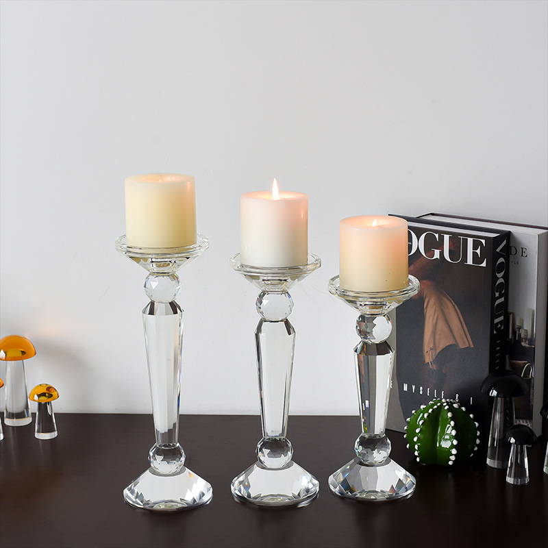 European-style simple crystal glass candlestick, transparent romantic wedding props, table decoration, candlestick, glass fruit plate, glass vase, solid wood fruit box, glass fruit plate with base, ironwork tray pic 3