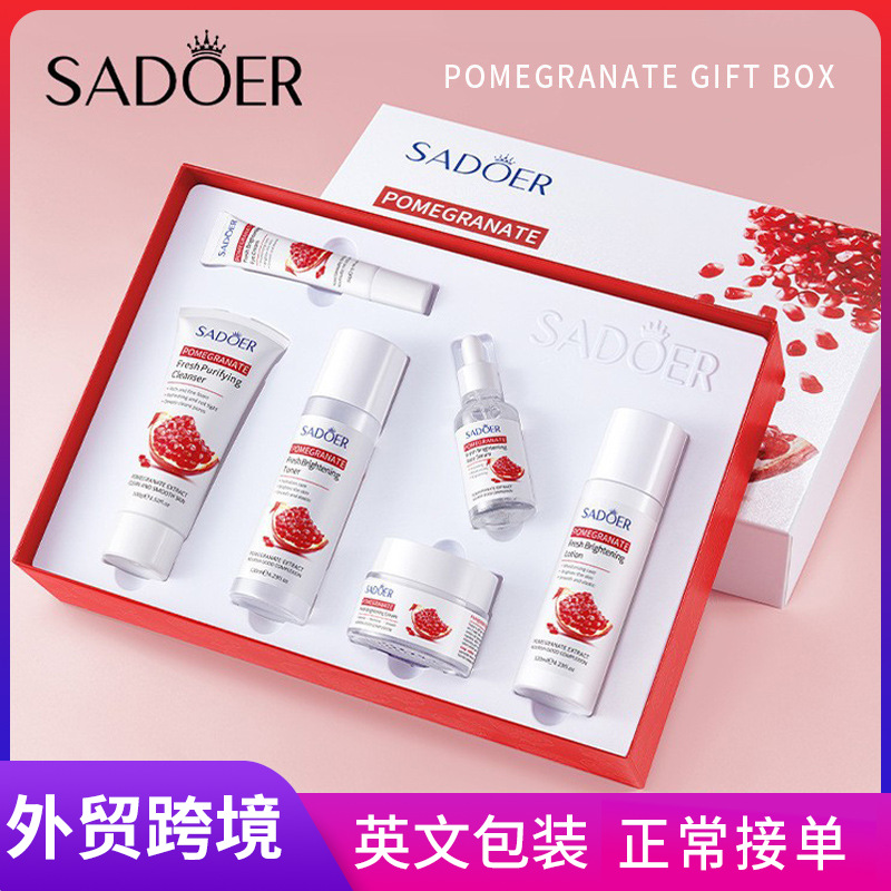 Cross-border wholesale of SADOER Pomegranate Fresh Beauty Six-piece Set Hydrating Facial Care and Skin Care Box Set full figure