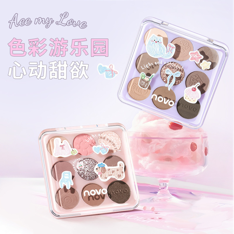 NOVO Fingertip Magic Nine-Color Eyeshadow Palette has a fine and natural powder texture with a matte sheen. It is easy for beginners and students to handle full figure