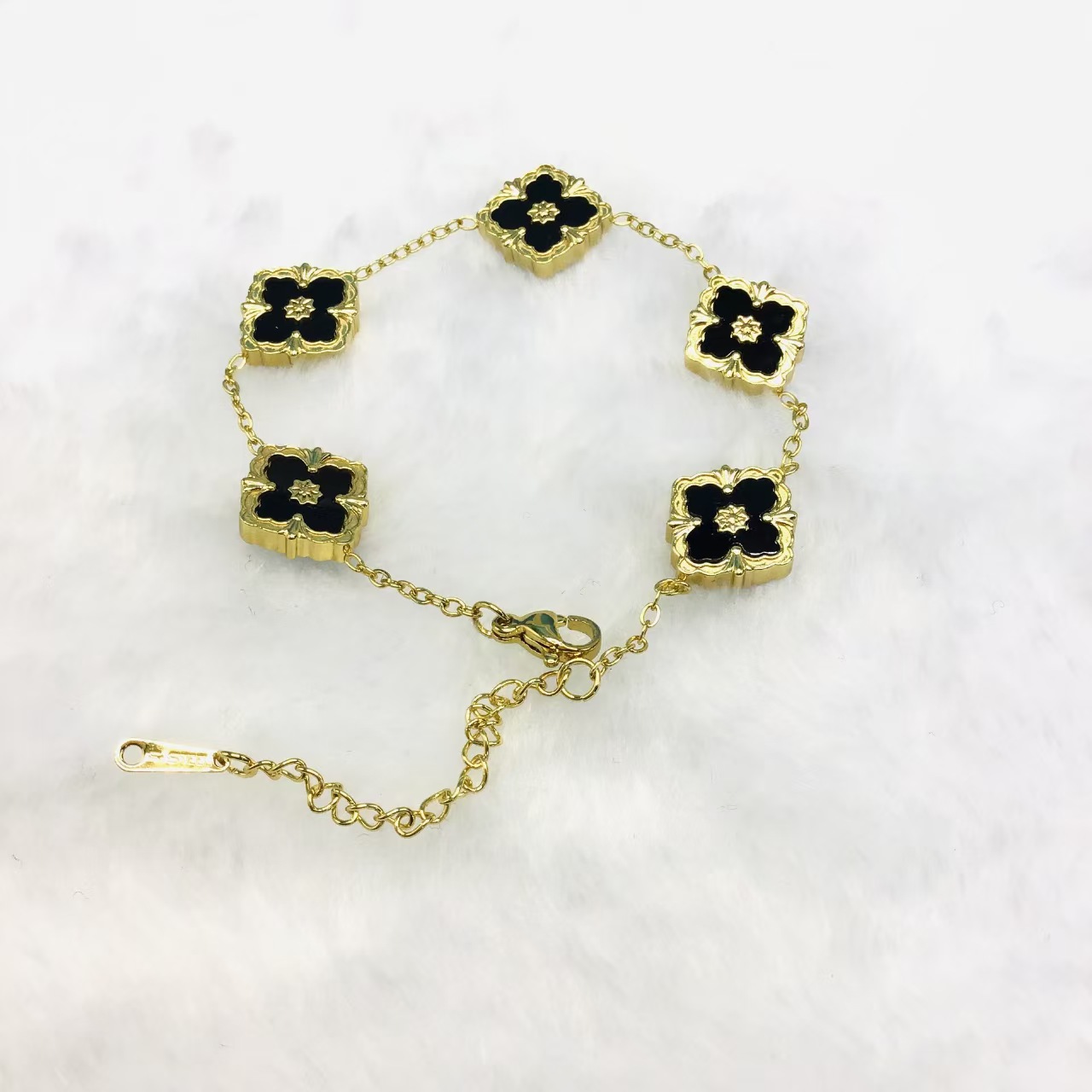 Stainless steel four-leaf clover bracelet, fashionable new titanium steel export bracelet, 18K jewelry bracelet, simple and elegant detail image 5