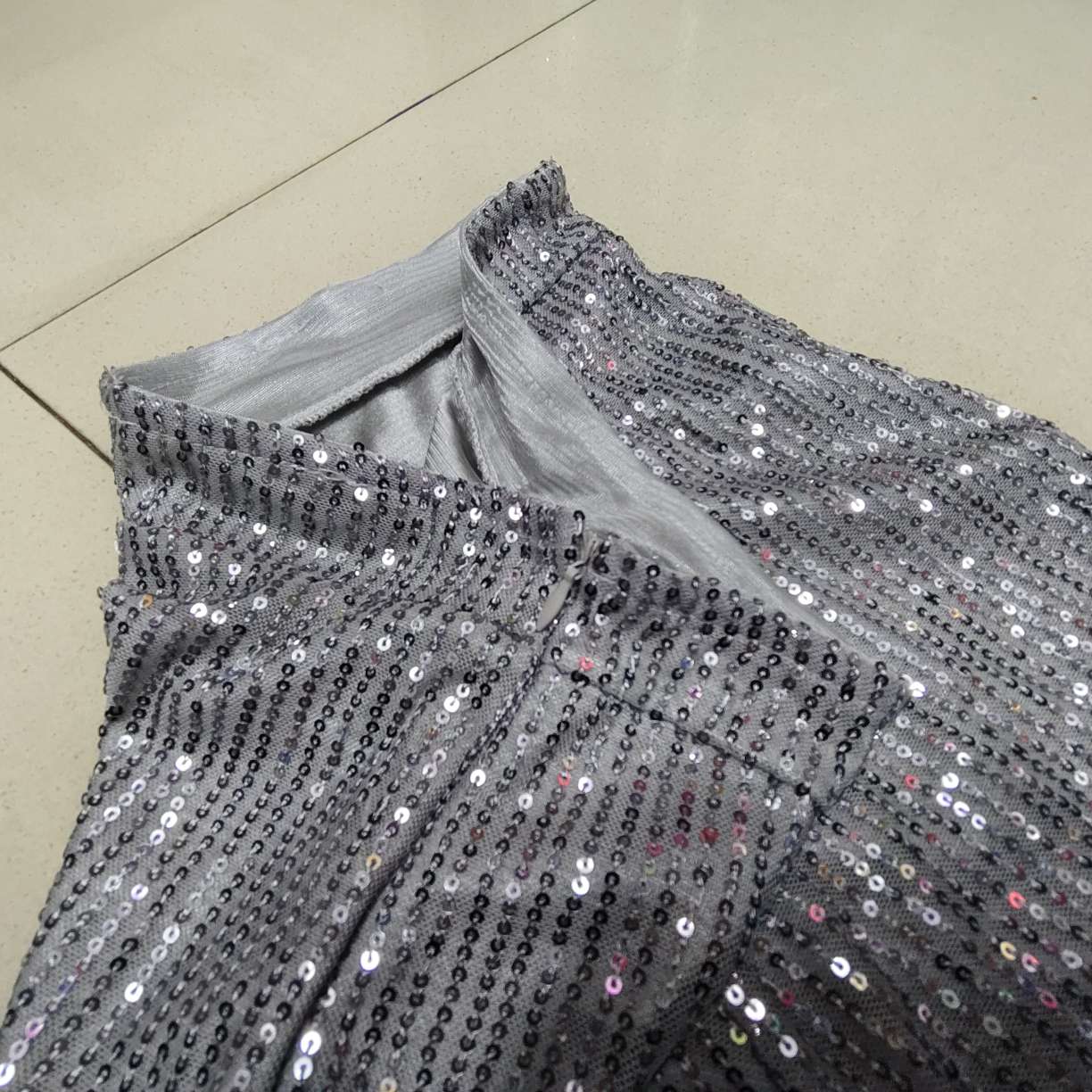 Factory direct-selling 支持定制欧美跨境女装高腰时尚休闲裤亚马逊亮片宽松垂感阔腿裤舞台派对节日服详情图5