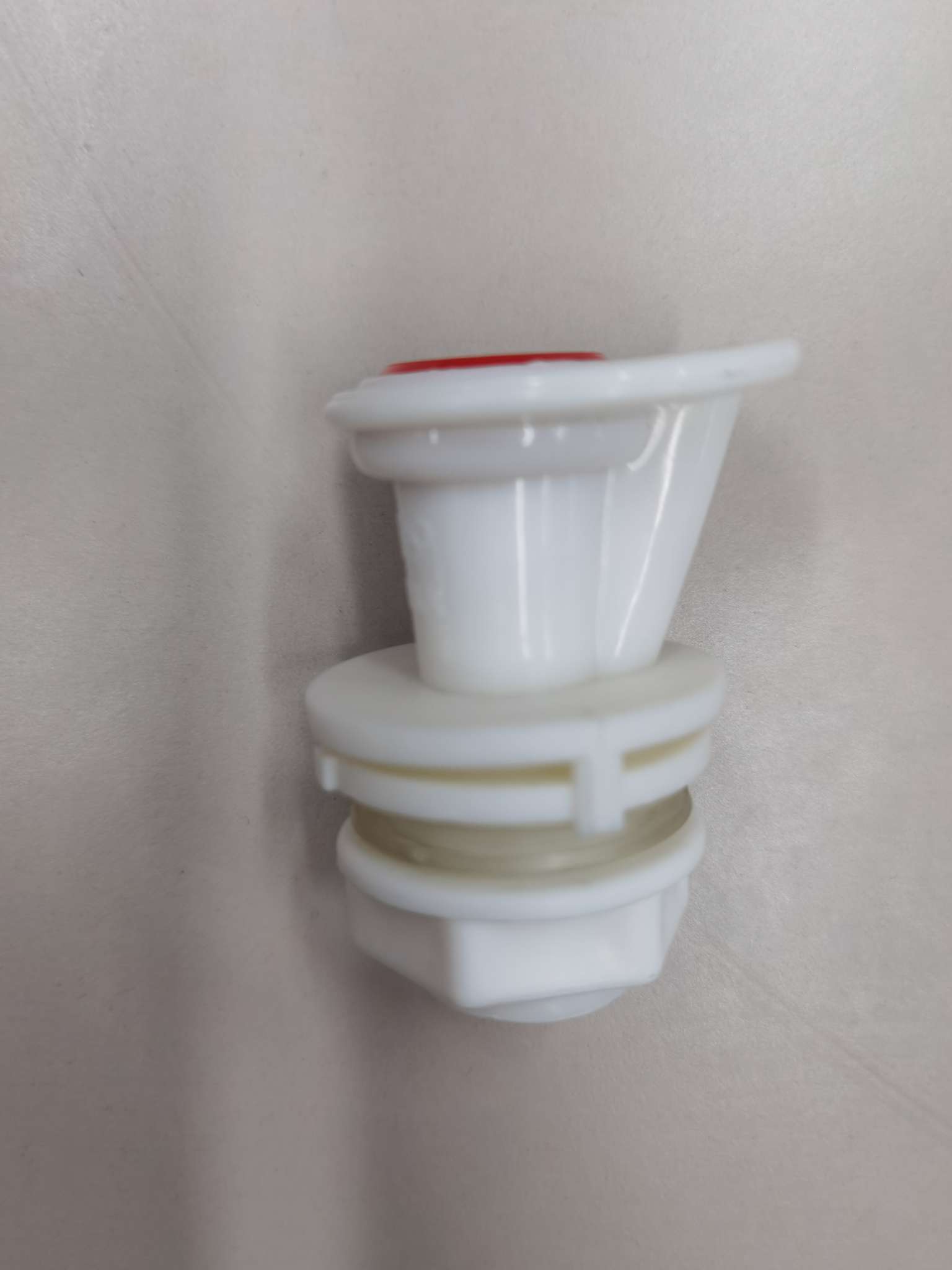 Plastic water dispenser faucet, food-grade water dispenser faucet Application Scenario