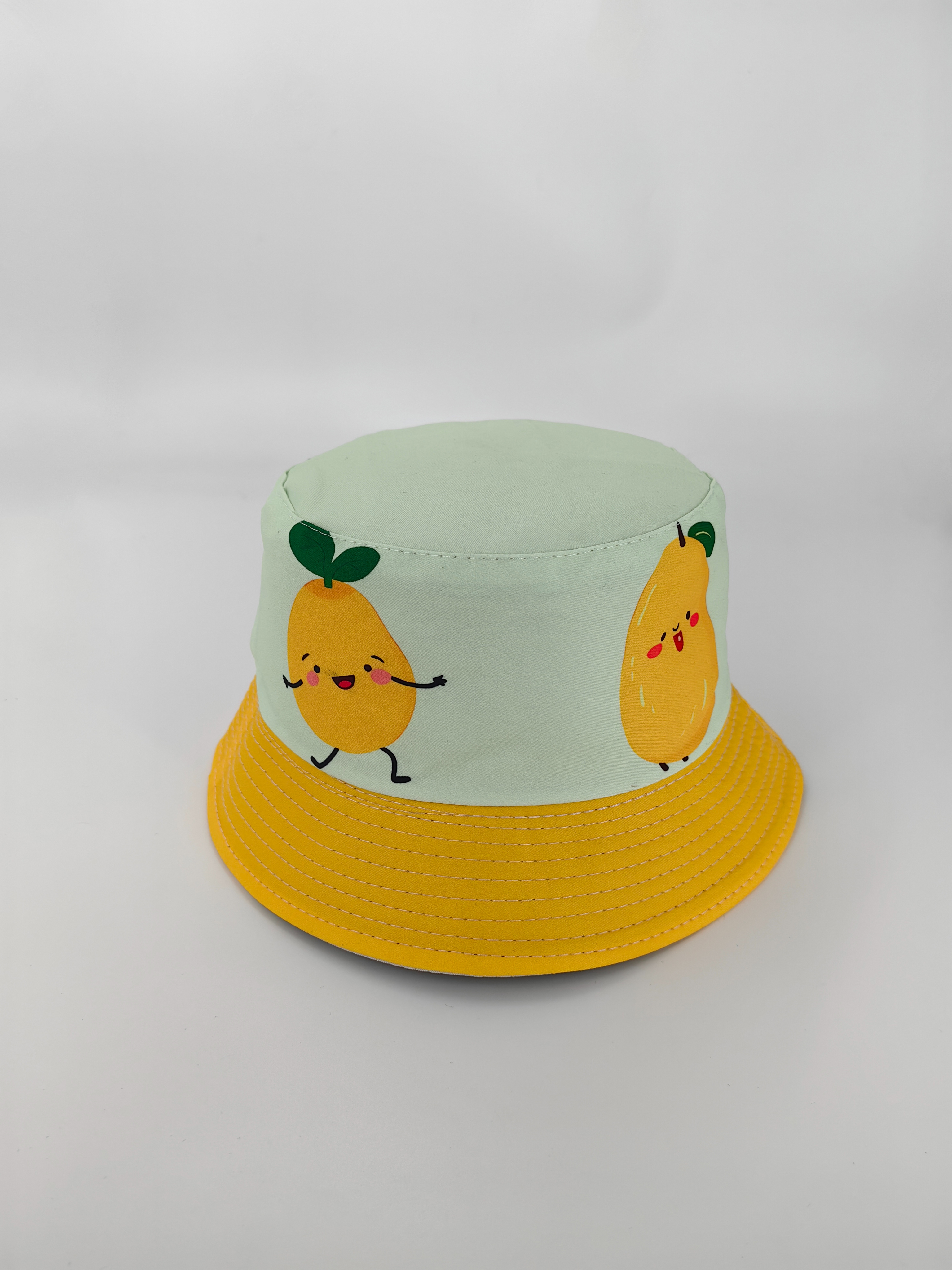 Spring and summer new color-blocked fruit pear figure double-sided wearing fisherman's hat, cute cartoon, versatile, outdoor sunshade and sun protection, foldable for easy carrying, unisply-style, both pier circumference 54CM fisherman's hat full figure