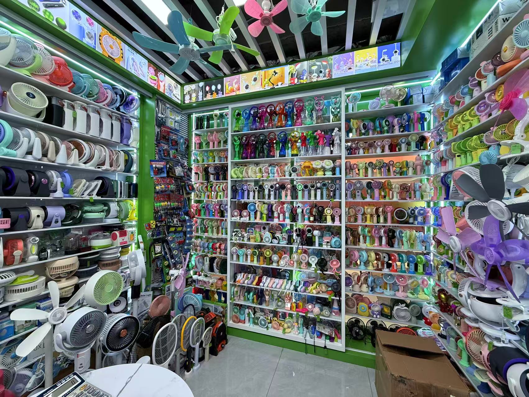Snow Eagle Flashlight Trading Firm describe pic - 1