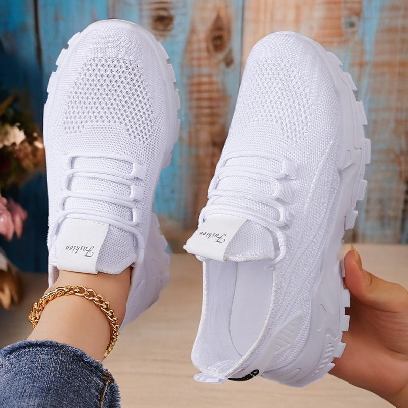 Women's shoes, versatile and breathable mesh shoes, cross-border large-sized sports shoes, soft-soled shoes that don't get tired of the feet, running shoes, flying woven single shoes details Picture