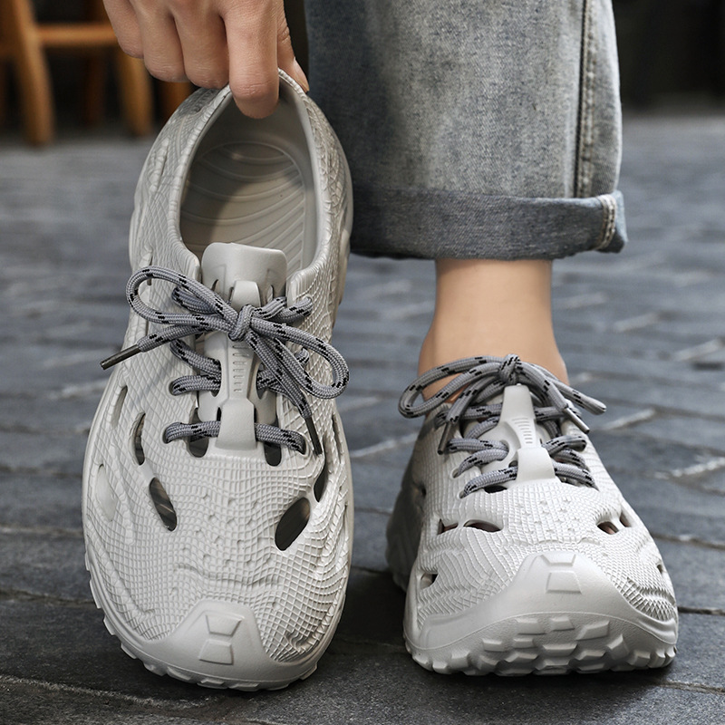 Men's sandals are breathable and odorless, clogs are thick-soled, comfortable and casual, fashionable and versatile, lace-up and openwork men's shoes Application Scenario