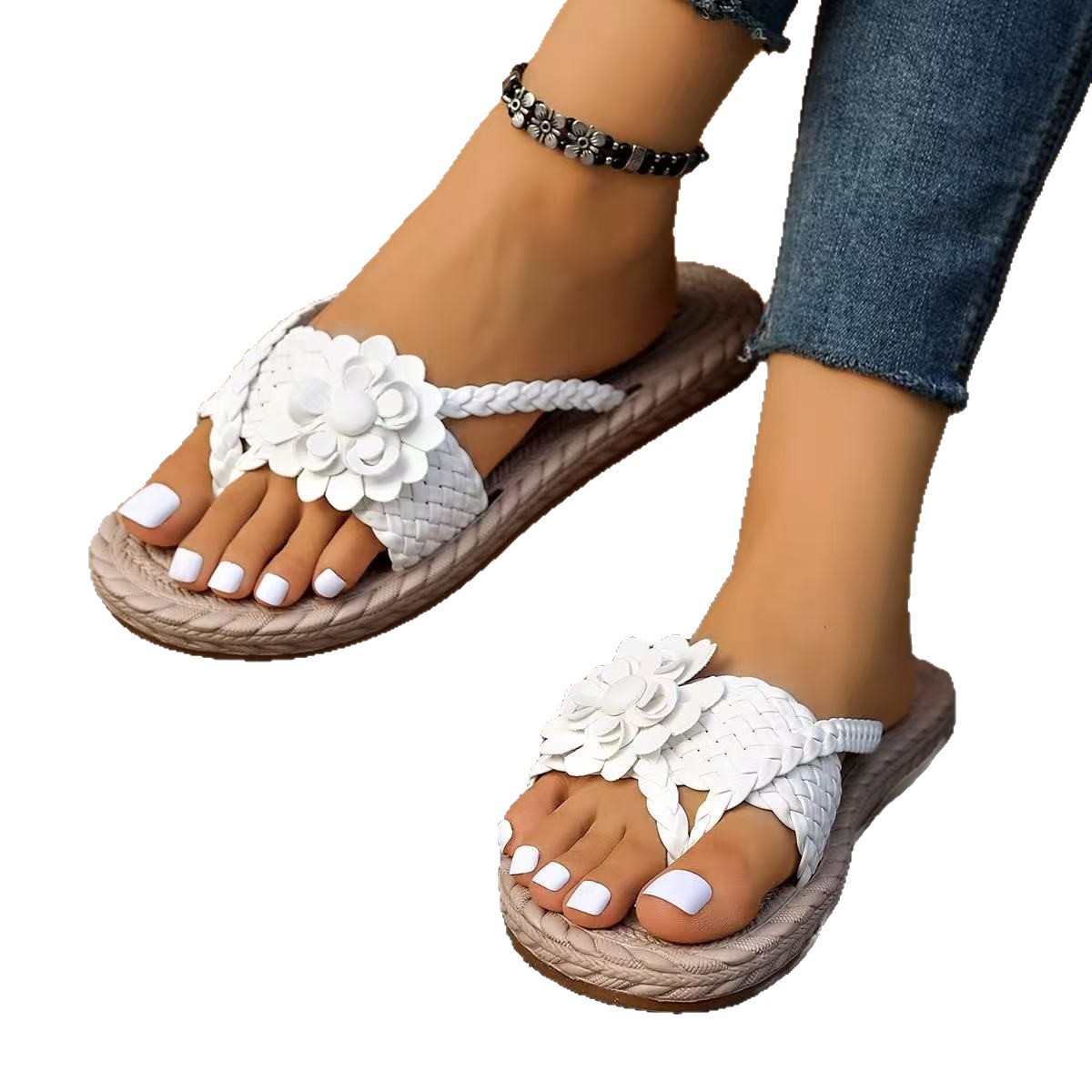 Summer new women's shoes for cross-border trade from Europe and America, flower-soled, large-sized beach toe flip-flops, women's one-shoulder flip-flops for outdoor use Item Picture