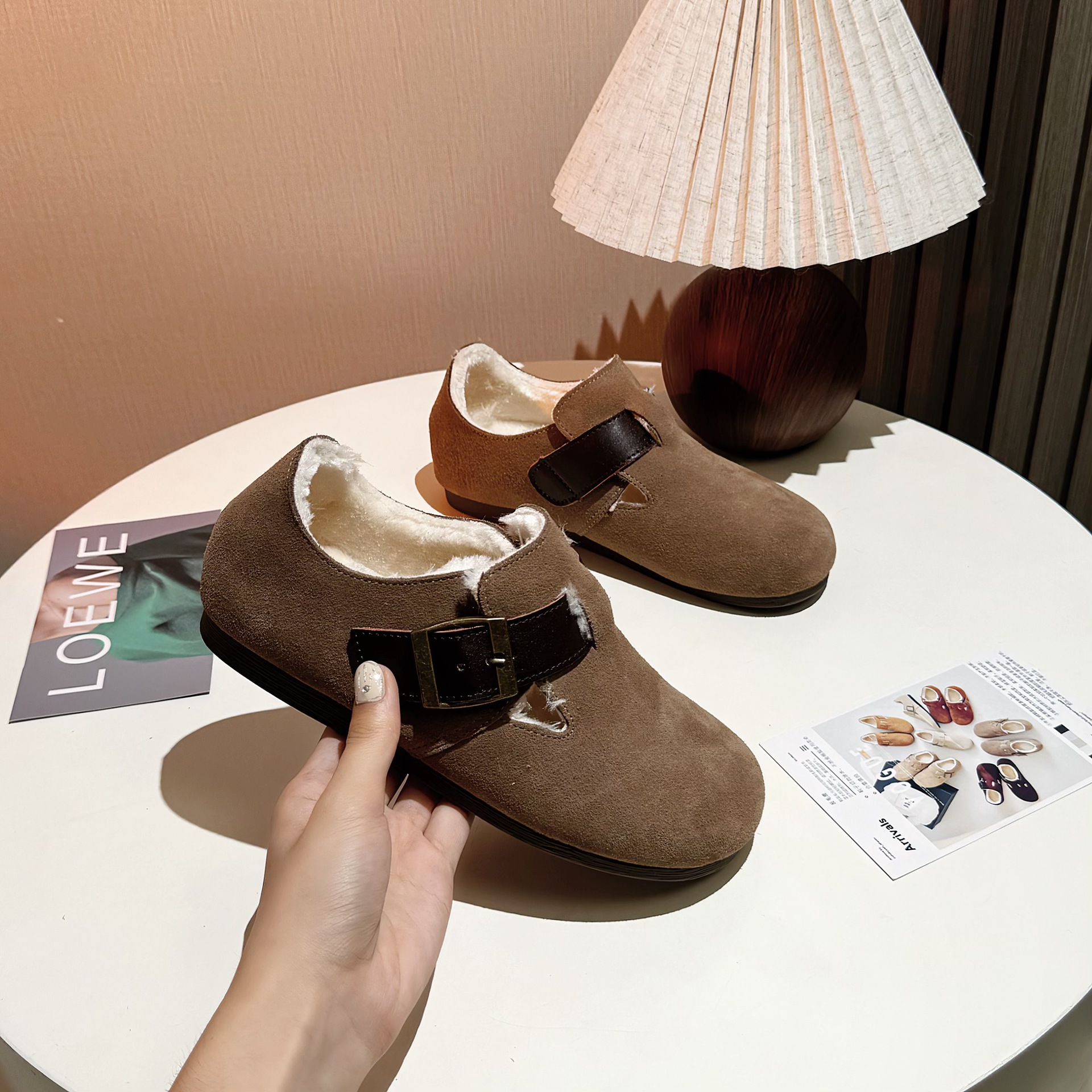 2023 [i Su Yin Yin] Genuine Leather Edition ~ Retro Genuine leather Inner Height-Increasing Hairy Burken Single Shoe Women's Full Package in multiple colors Application Scenario