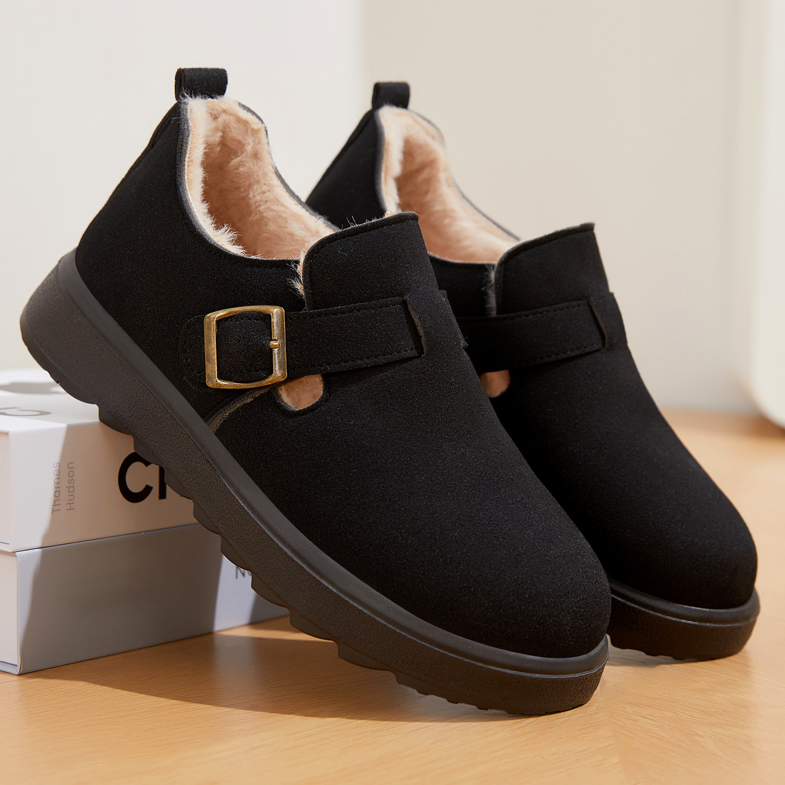 Women's cotton shoes, cold-proof and warm ankle boots, fleece and thickened snow boots, Burken shoes on one foot, cross-border versatile cotton boots Application Scenario