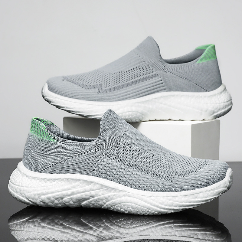 Men's shoes: Breathable and non-smelly. One-step sock shoes. Solid color versatile couple casual shoes. Breathable flying woven single shoes details Picture