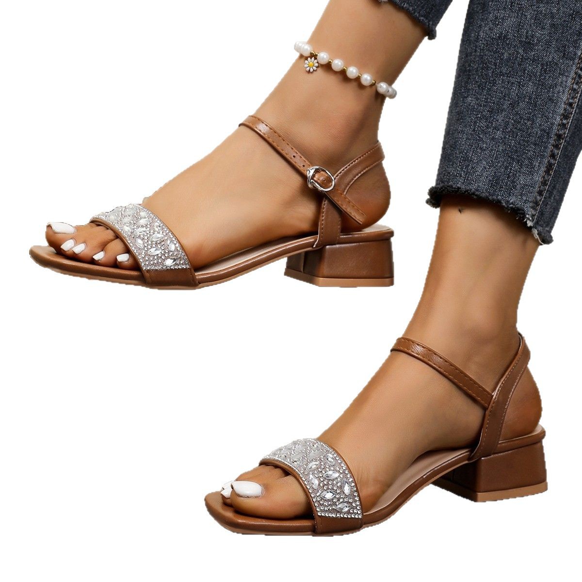 Water diamond chunky-heeled sandals for women, new summer 2025 fashion fairy style, one-shoulder buckle, middle heel, anti-slip Item Picture