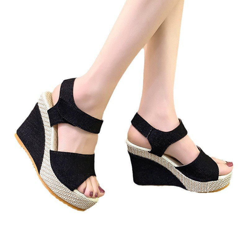 Wedge and fish-mouth sandals for women with sponge bottom, round toe and high heels for women to wear outside: Womens wedge Slippers Item Picture