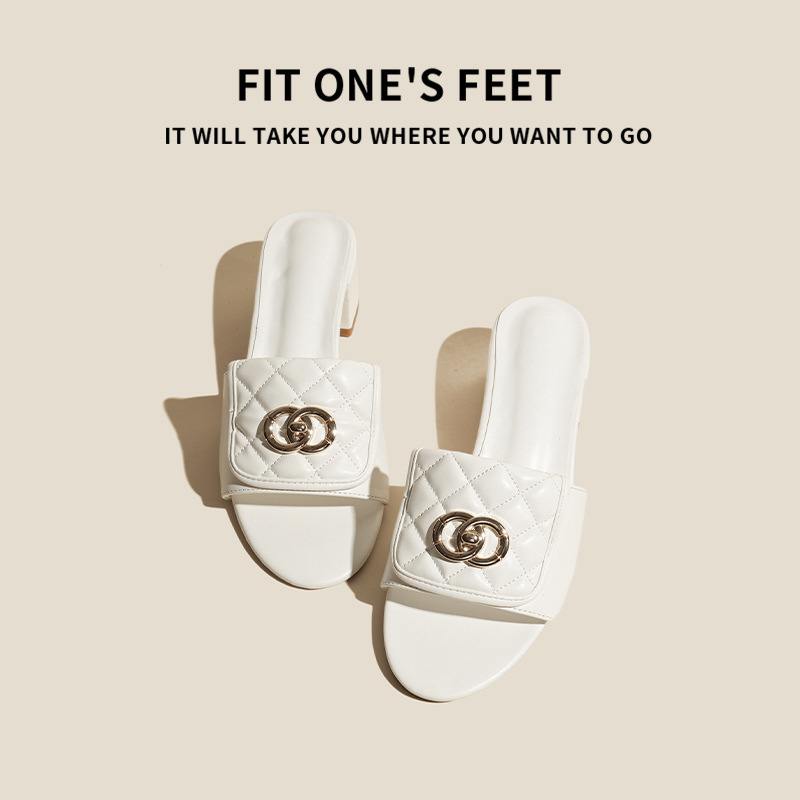 C Family's diamond-shaped schoolbag buckle 2025 Little Chanel Summer new one-shoulder fashionable outerwear French high-heeled slippers for women Specification drawing