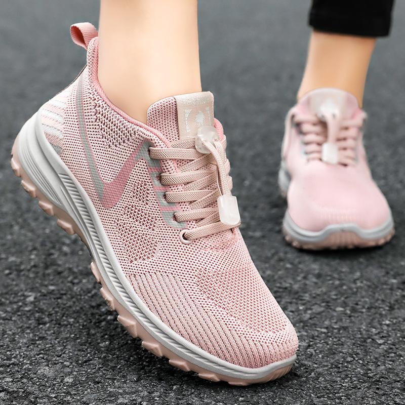 Shoes for women, middle-aged and elderly people, walking shoes that are not cramped or tiring, shoes for the elderly, private domain gift shoes, women's shoes for export, casual shoes full figure