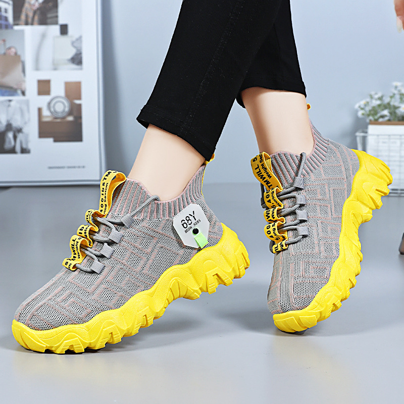 Women's casual shoes, summer new cross-border breathable mesh shoes, soft-soled comfortable single shoes, fashionable flying woven coconut shoes Application Scenario