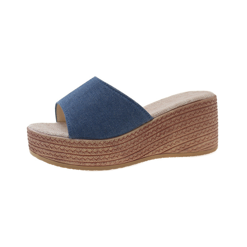 Summer fashion thick-soled height-increasing Korean outdoor wedge heel one-shoulder flip-flops for women Item Picture