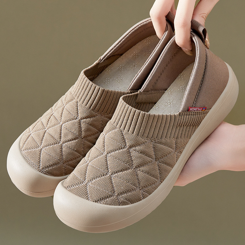 Spring 2025 new style of old Beijing cloth shoes for women, breathable and anti-slip, one-step mom shoes, soft-soled casual women's shoes Specification drawing