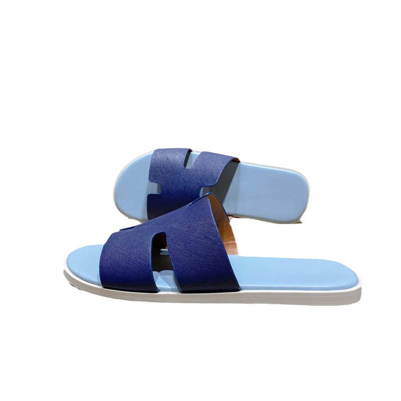 In 2023, the classic high-end slippers for men's outdoor wear exude a sense of sophistication. The h cool flip-flops are a trend for summer beach travel sandals Item Picture