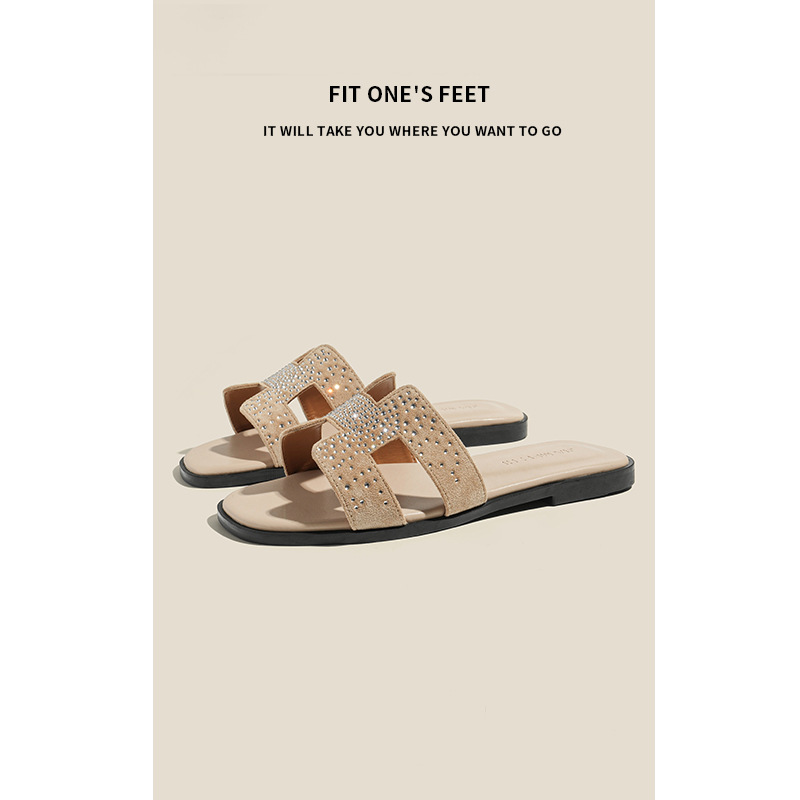 Summer 2025 genuine leather casual flat sandals, fashionable outerwear, classic beach-patterned diamond one-shoulder slippers details Picture