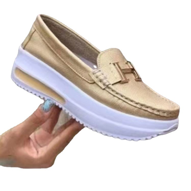 Large-sized women's shoes for foreign trade, casual soft-soled loafers, Korean student trend, one-step lazy shoes, bean shoes, large-sized Item Picture