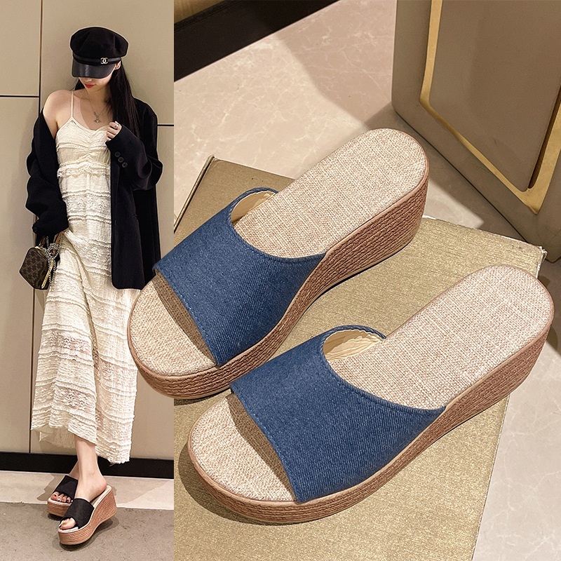 Summer fashion thick-soled height-increasing Korean outdoor wedge heel one-shoulder flip-flops for women full figure