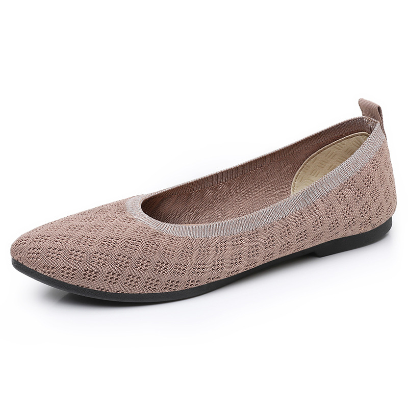 Women's shoes: Versatile, casual, breathable, fly-knit, lazy, soft-soled and not tiring to the feet, mom's shoes Item Picture