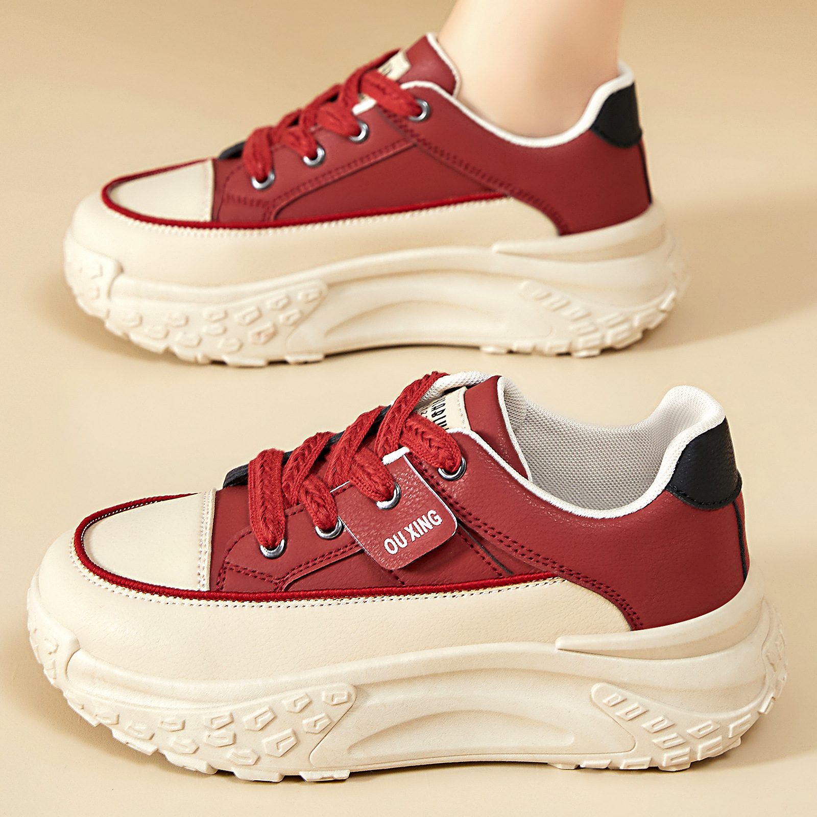Women's casual shoes, thick-soled height-increasing shoes, ins versatile single shoes, rubber-soled women's shoes, comfortable and not tiring to the feet, white sneakers details Picture