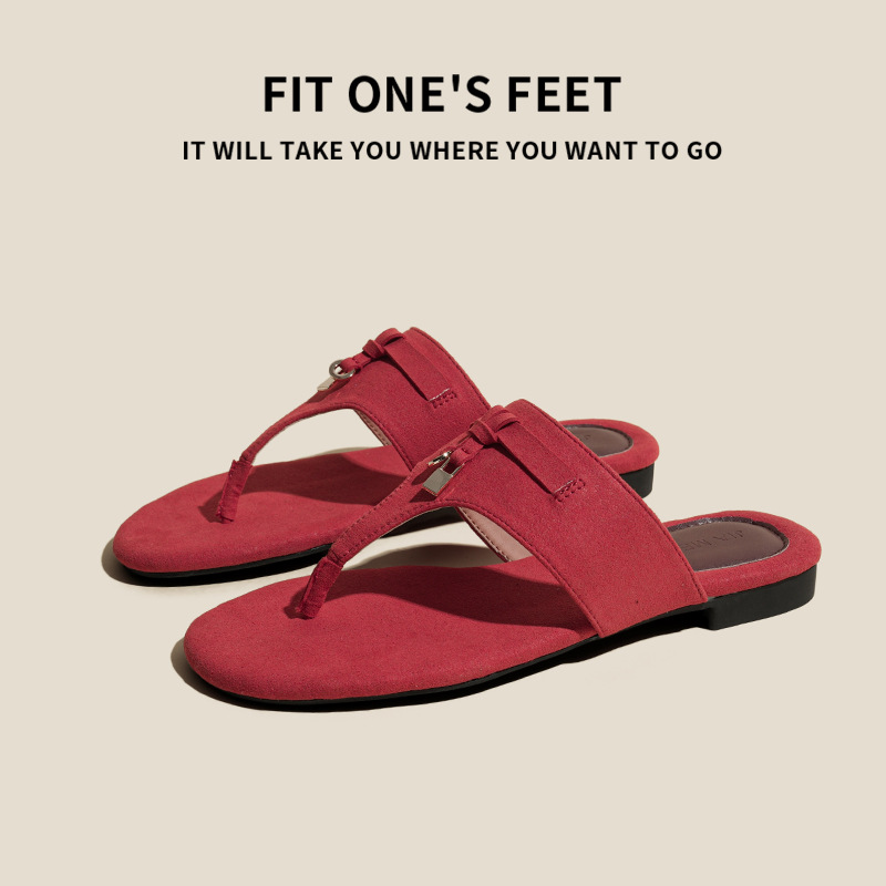 Grape Mom's new summer French style herringbone toe flip-flops with tassels, versatile low-heeled flip-flops for women in summer details Picture