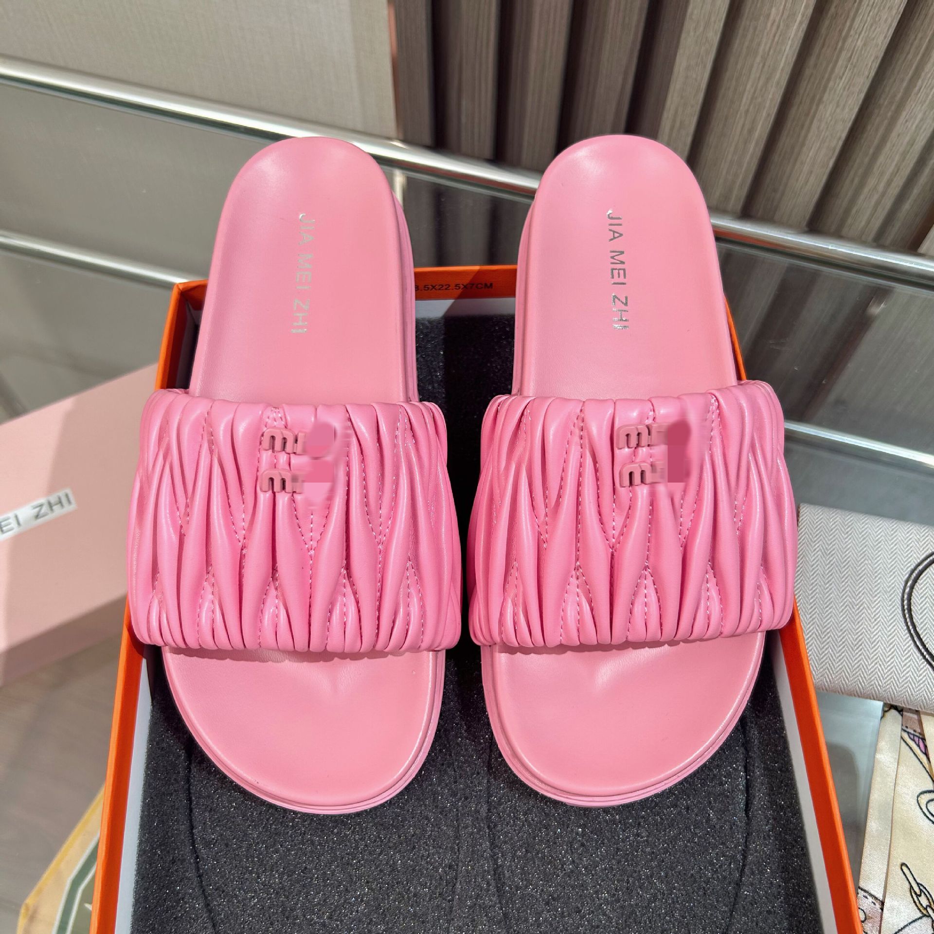 MM2024 Spring/Summer New stylish and Versatile casual toe-exposing thick-soled slippers with high heels that make legs look longer and slimmer. Trendy high heels Specification drawing