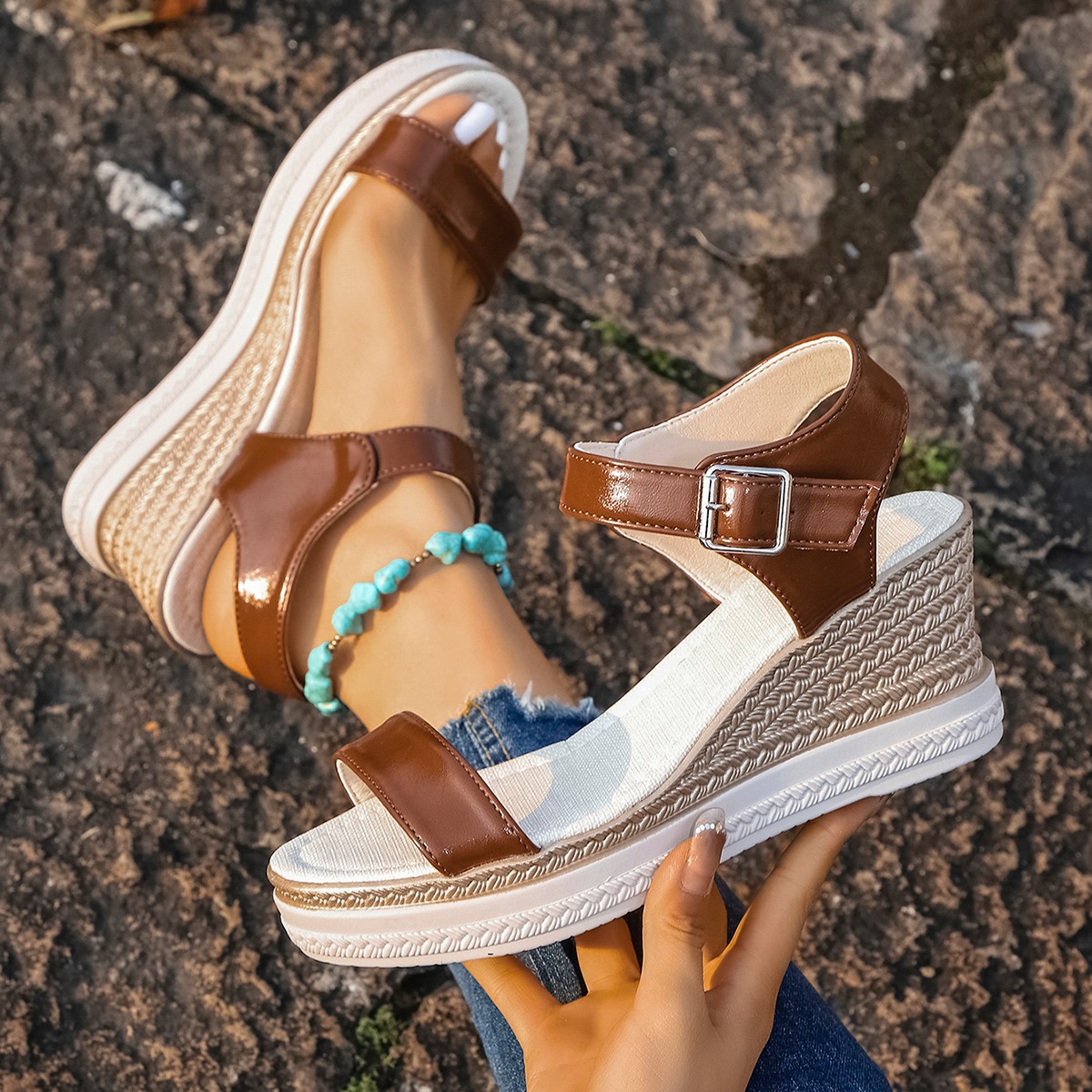 Independent station Cross-border summer fashion European and American export large-sized one-shoulder buckle with sponge cake thick-soled beach sandals for women Specification drawing
