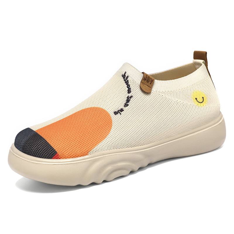Spring new style of traditional Beijing cloth shoes, trendy painted casual shoes, polyurethane soft soles, one-step single shoes for women Item Picture