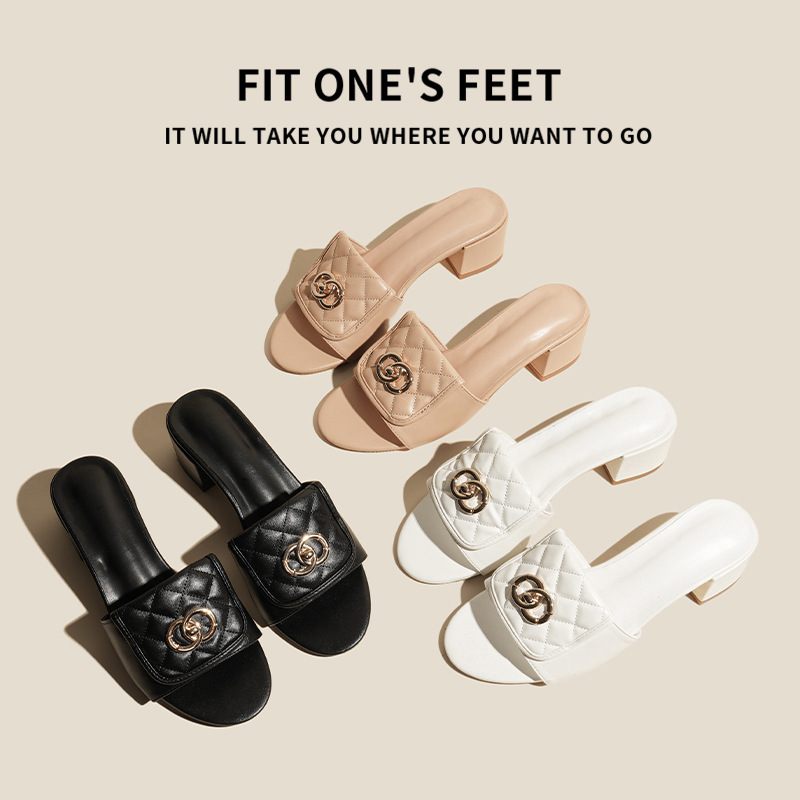C Family's diamond-shaped schoolbag buckle 2025 Little Chanel Summer new one-shoulder fashionable outerwear French high-heeled slippers for women full figure
