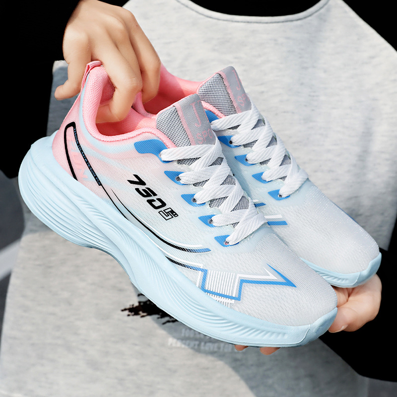 Women's summer breathable casual sports shoes, soft-soled lightweight running shoes, unisex couple running shoes, net shoes full figure