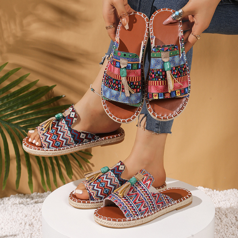 Cross-border Bohemian flat slippers for women, 2025 summer new style, European and American fringed beach flip-flops, color-blocked, large size for export Specification drawing