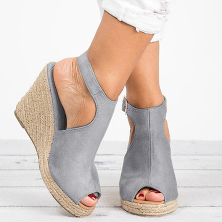 Cross-border trade large-sized women's sandals, thick-soled wedge heel fish-mouth sandals, women's one-shoulder buckle with suede, fashionable and casual sandals Application Scenario