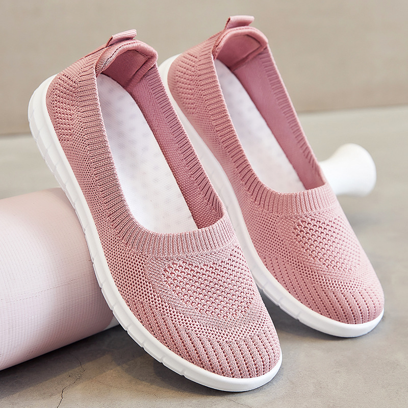 Wholesale of new summer mom shoes for women, casual flat single shoes, breathable soft soles, old Beijing cloth shoes for women Specification drawing