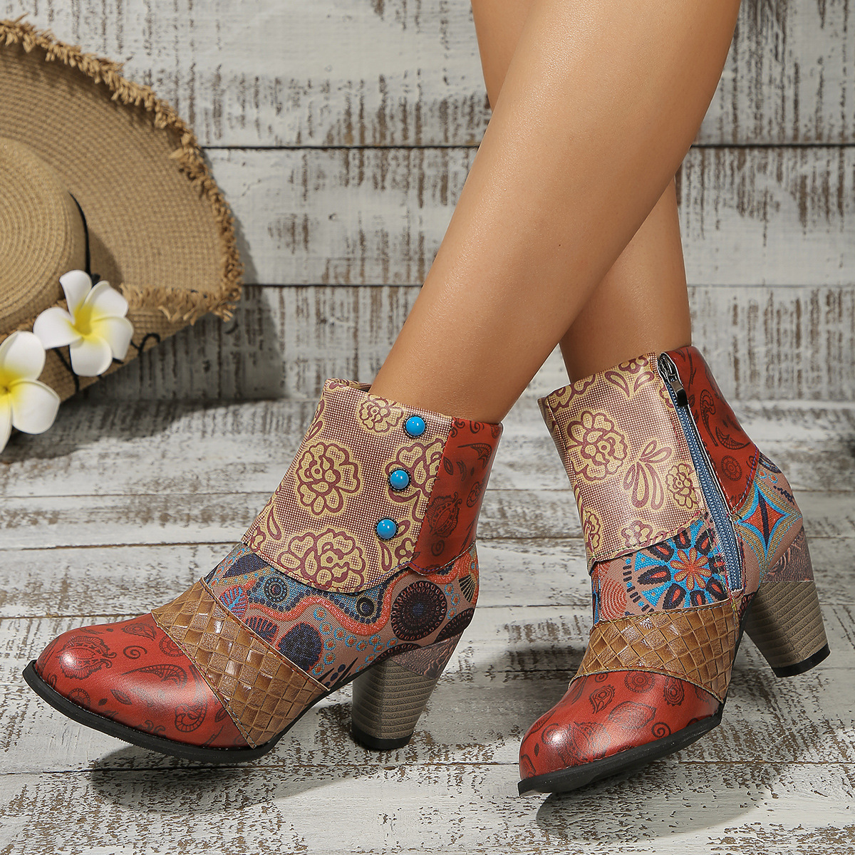 The new Martin boots for the autumn and winter of 2025 in cross-border trade feature a retro, colorful and fashionable patchwork style with short boots for women full figure