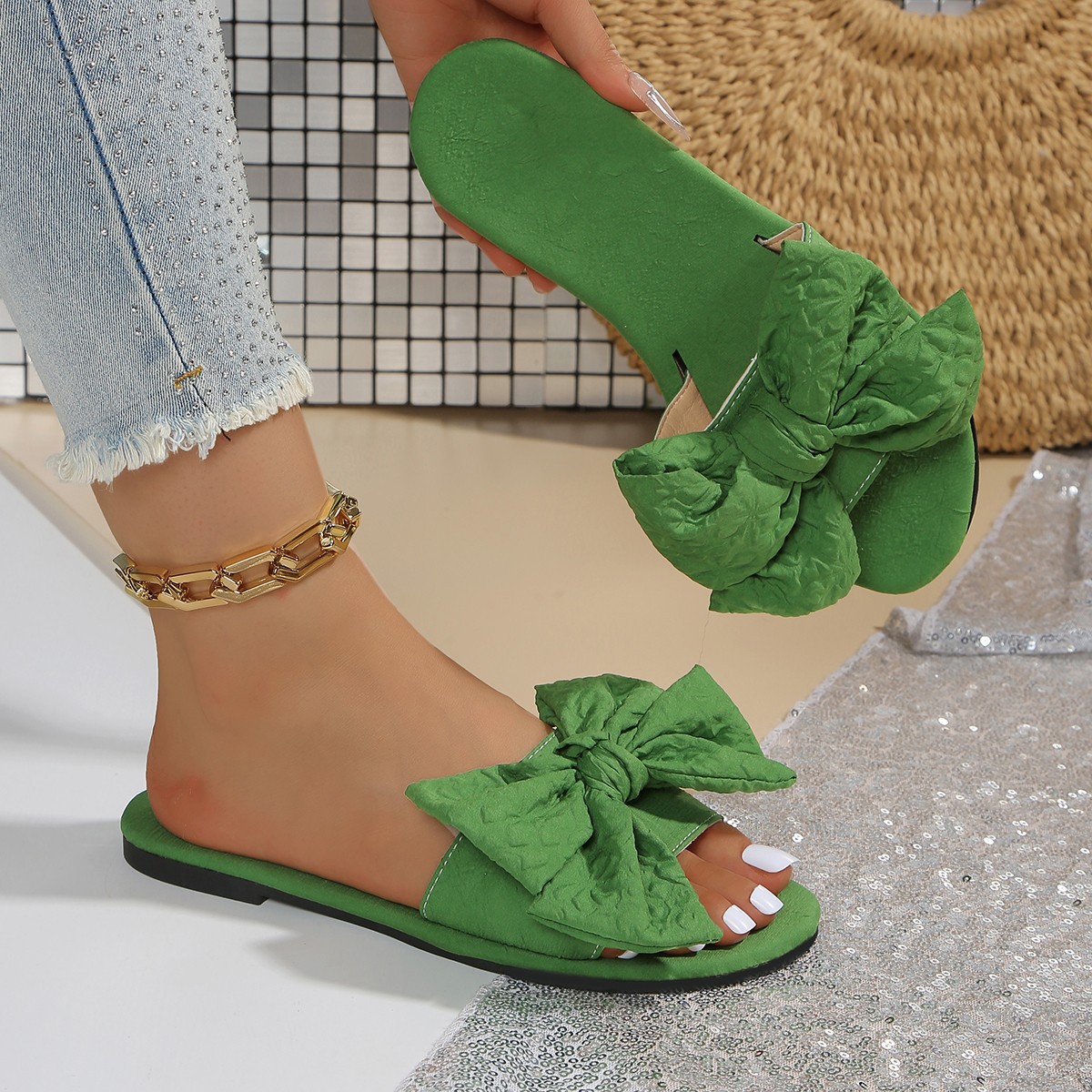 2025 Summer New cool slippers for women, bow-shaped fashionable outerwear, one-line flat-heeled student slippers for beach travel Specification drawing