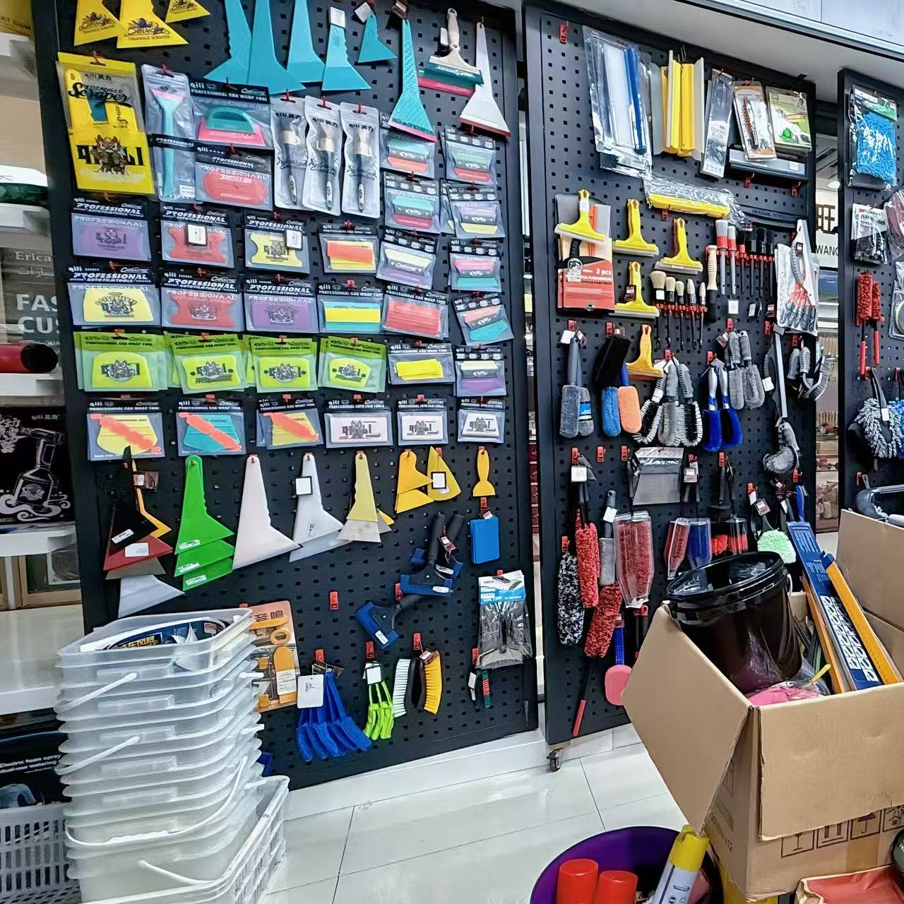 Yiwu Oufeng Auto Accessories Co., LTD describe pic - 5