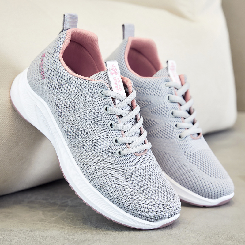 Spring new breathable flying mesh running shoes for women, wholesale from the manufacturer. Flat, lightweight and soft-soled sports shoes for women details Picture