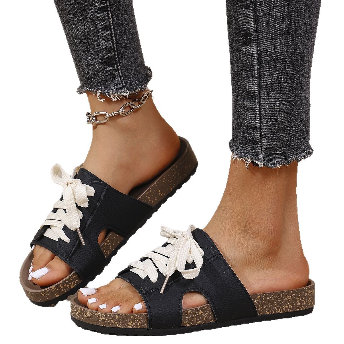 2025 Foreign trade cross-border slippers, women 's cooling slippers slippers casual beach lace-up decoration flat thick soles in stock Item Picture