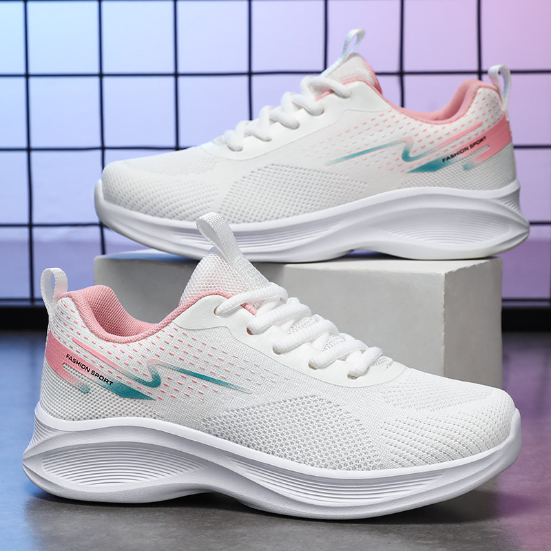 Women's breathable flying woven casual shoes, cross-border women's shoes, foreign trade sports shoes, versatile women's running shoes, online shoes full figure