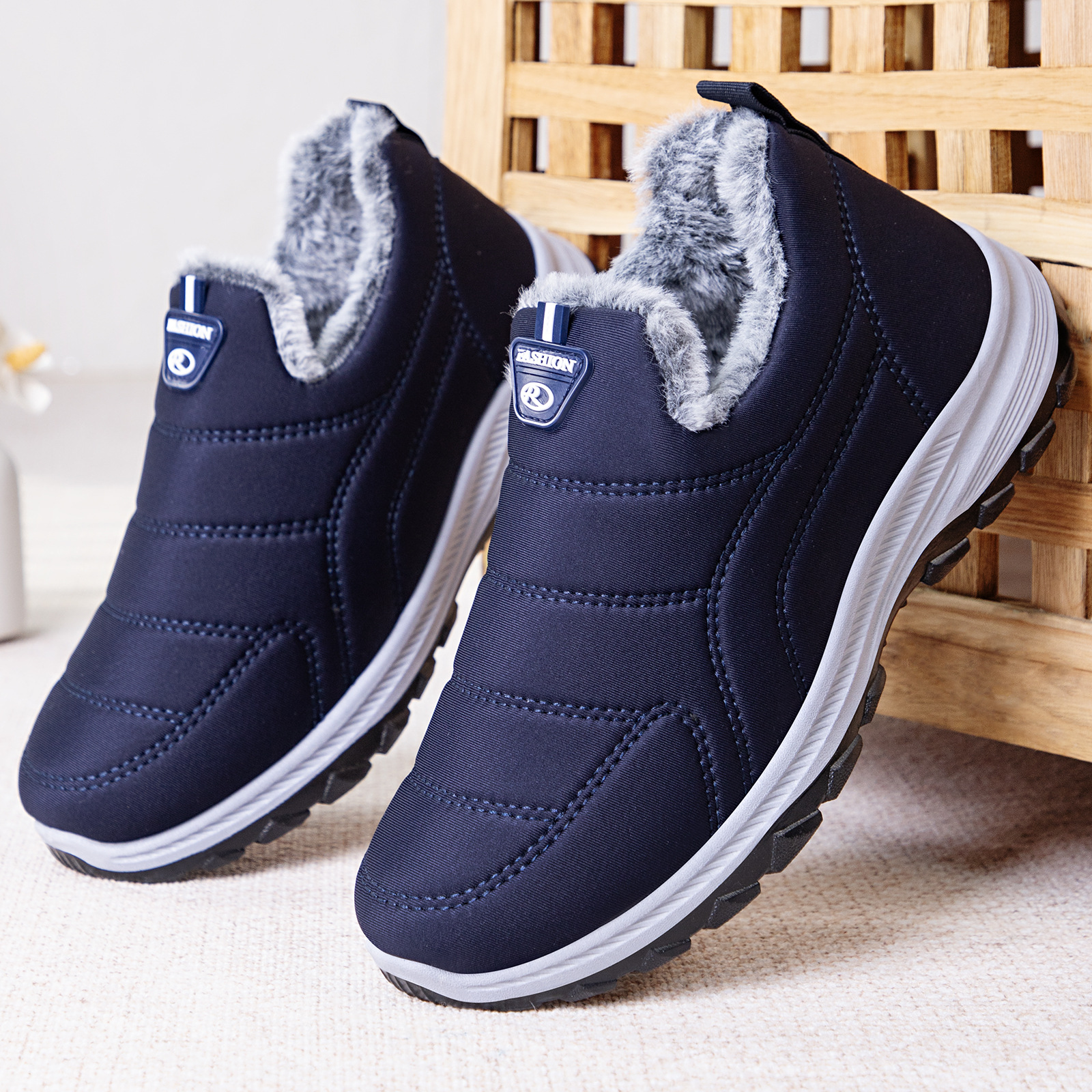 Men's cotton shoes, couple style cotton boots, versatile snow boots, cold-proof and warm men's boots, cross-border large-sized ankle boots full figure